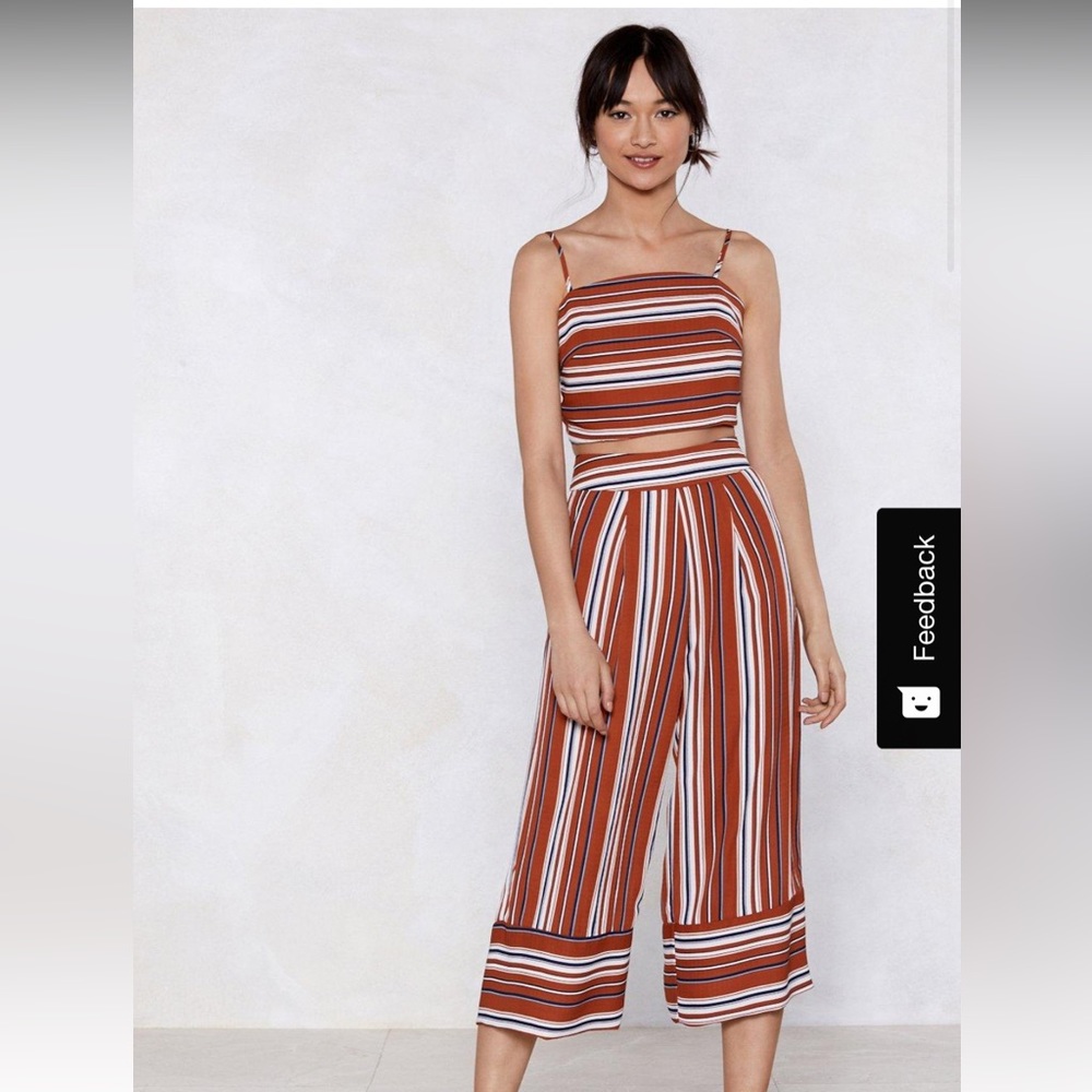 Crop top and culottes pants set